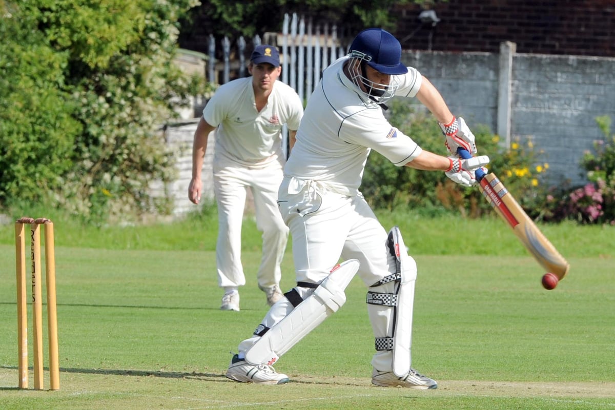 70 Years of Pictures Featuring Wiganers Enjoying Cricket and Meetin...