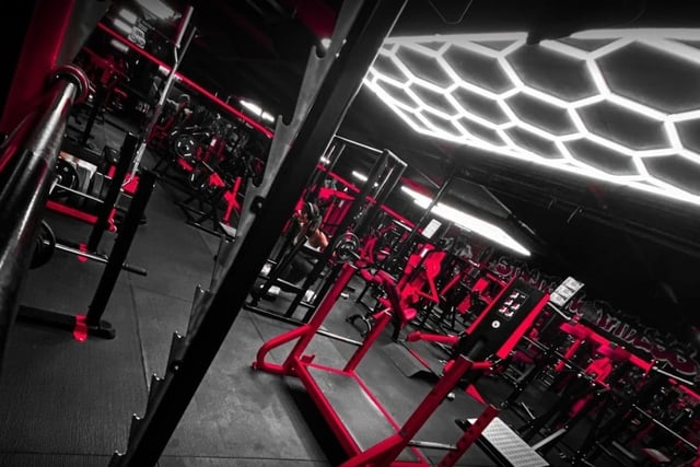 Strength and Fitness Lab in Anderton Street, Ince, has a rating of 4.7 out of 5 from 71 Google reviews. Telephone 07367 185033