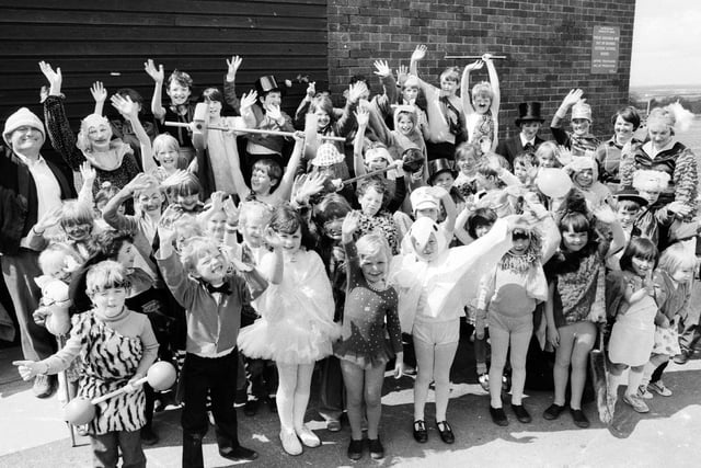 RETRO 1986Pupils and staff at St David's junior school celebrate May Day