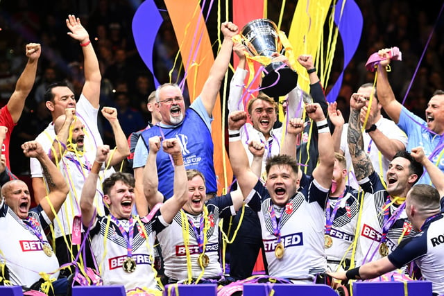 England lifted the Wheelchair World Cup following a 28-24 victory over France at Manchester Central.