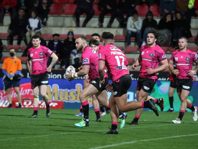 Wigan Warriors have named their 21-man squad for Saturday's game