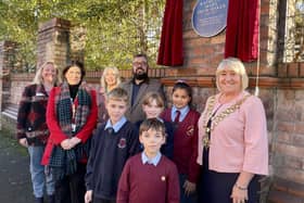 Kathleen Mary Drew-Baker has received a blue plaque for her work which focused on seaweed