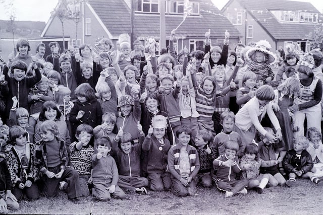 Retro 1977 - Lingfield Crescent, Beech Hill Wigan host a street party for the Queen's jubilee