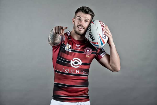 Oliver Gildart has joined Leigh