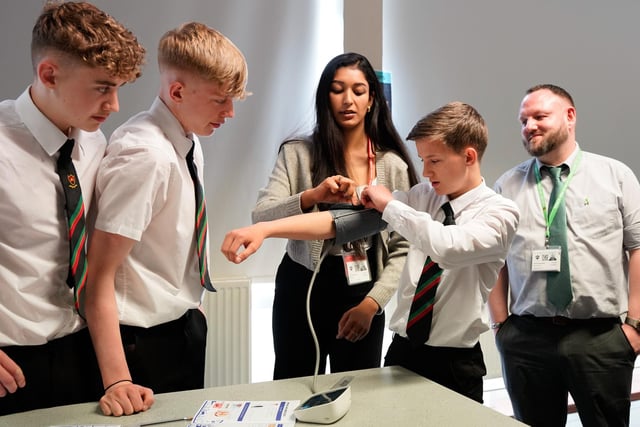 Pupils take part in a science workshop with Meducators.