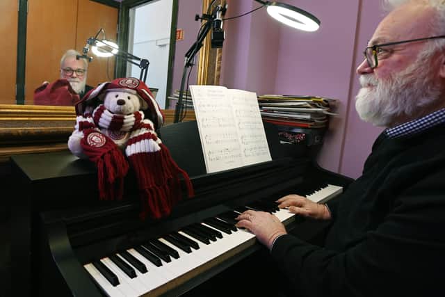 Meet the Wigan keyboard wiz who is bidding to break the world record ...