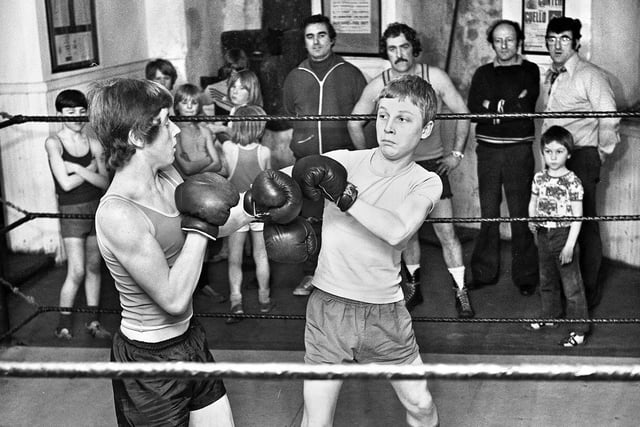 Barry Knox and Gary Hazelden sparring at Ashton Boxing Club in February 1977.