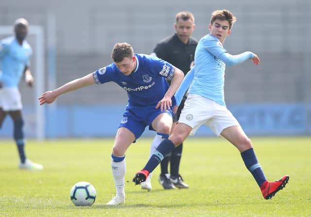 Nathan Broadhead has been handed a new deal at Everton (Photo by Alex Livesey/Getty Images)