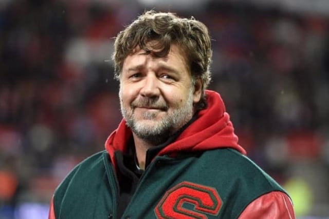 Gladiator mega star Russell Crowe spent a night at Kilhey Court Hotel as he negotiated with Wigan Warriors about coach Michael Maguire moving to South Sydney Rabbitohs in 2011.