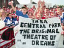 1999 - Wigan fans say their goodbyes to Central Park.