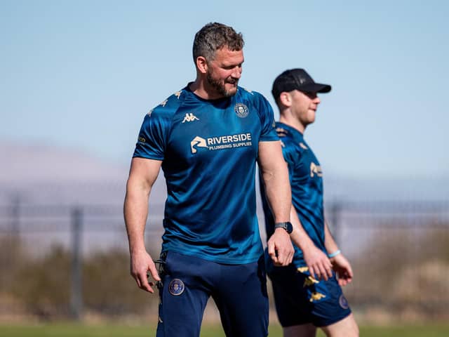 Sean O’Loughlin oversees Warriors training in Las Vegas