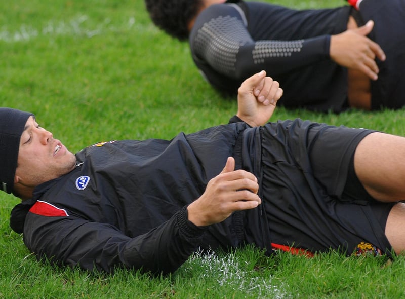 David Vaealiki warming up - pre season training.