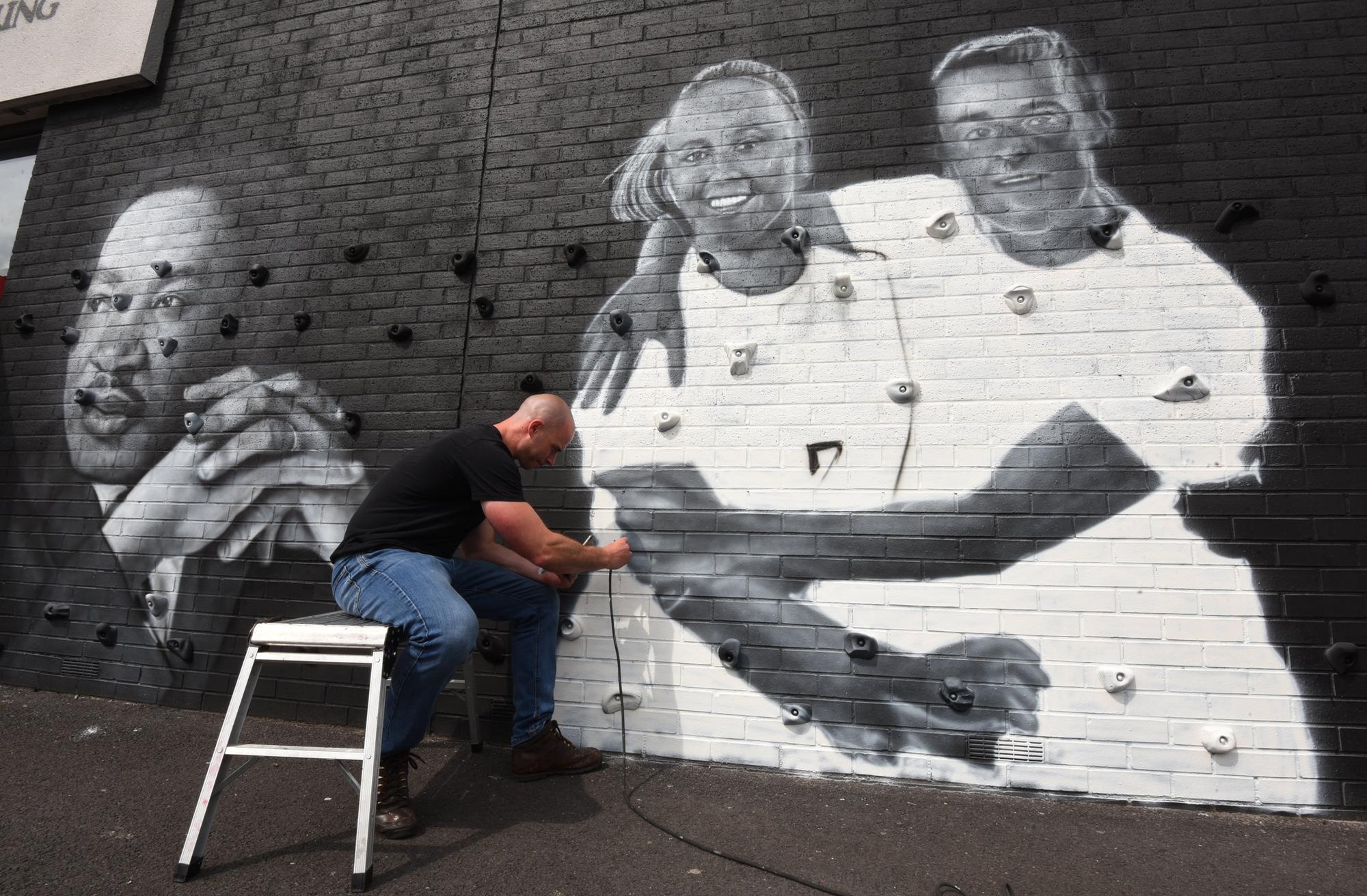 Wigan artist includes England football stars Ella Toone and Beth Mead ...