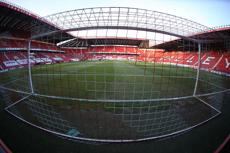 Ben Amos, Adam Matthews, Deji Oshilaja, Jason Pearce, Jake Forster-Caskey, Erhun Oztumer, Darren Pratley, Ben Watson (option), Marcus Maddison (option), Chuks Aneke, James Vennings, Ben Dempsey, Andrew Shinnie