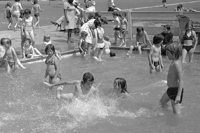 RETRO 1976
Pictures depicting the heatwave  in Wigan during the summer of 1976