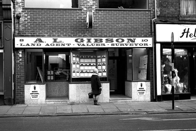 RETRO 1966 - Numbers 8-10  King Street, Wigan  A L Gibson estate agents