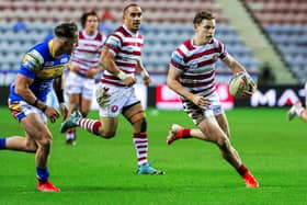 Wigan Warriors will face Leeds Rhinos in the play-off semi-final