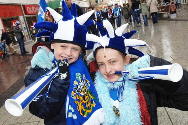 Matthew Ashton and Charlotte Bibby from Ashton at the Carling Cup Final between Wigan Athletic and Manchester United at the Millennium Stadium, Cardiff, on Sunday 26th of February 2006.
