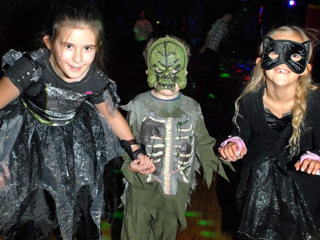 Deryn, Haydn and Megan Ashton