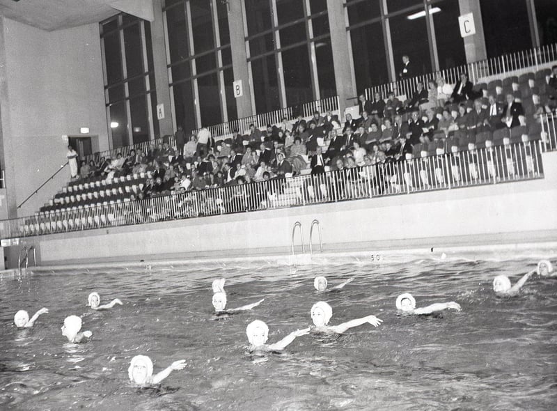 Retro 1969
Robinson Crusoe Aqua Show at Wigan International Swimming Pool in January 1969