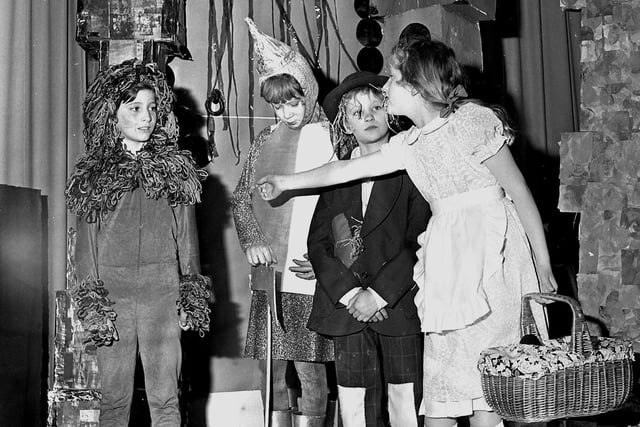 RETRO 1978 A production of The Wizard of Oz by pupils of Woodfold Primary School Standish