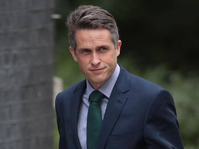 Born in Scarborough, Sir Gavin Williamson is an MP who has served in the cabinet of Prime Ministers Rishi Sunak and Theresa May. He is widely known mishandling the GCSE and A-Level exams fiasco in 2020 as Education Secretary. He attended East Ayton Primary, Raincliffe School, and Scarborough Sixth Form College.