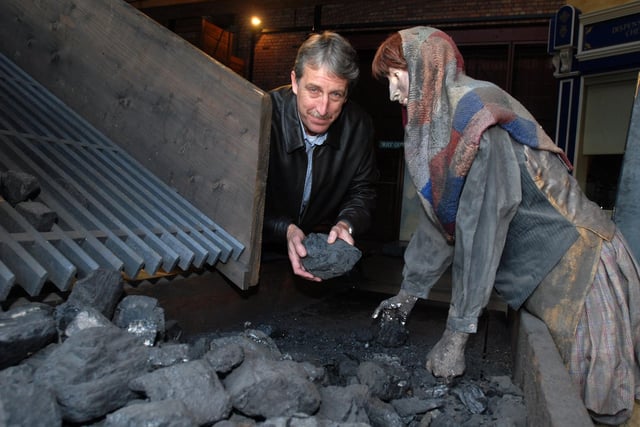 Alan Davies visits the Way We Were museum pit brow lasses display at Wigan Pier