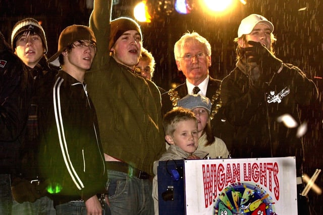 2004 - McFly switch on the Wigan Christmas lights, together with the Mayor, Coun John Hilton.