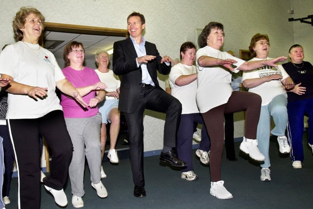 Olympic silver medalist and 400m champion, Roger Black, joins in an aerobics session at Howe Bridge Sports centre
He was visiting Wigan to promote an exercise programme for over 50s and present awards for Wigan Council on Friday 16th of January 2004 on the same day that London unveiled plans for its bid for the 2012 olympic games.