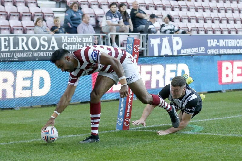 Bevan French scored his first two tries of the evening within the opening 20 minutes.