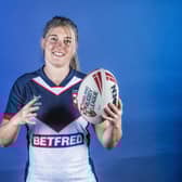 Vicky Molyneux has announced her retirement from international duties
