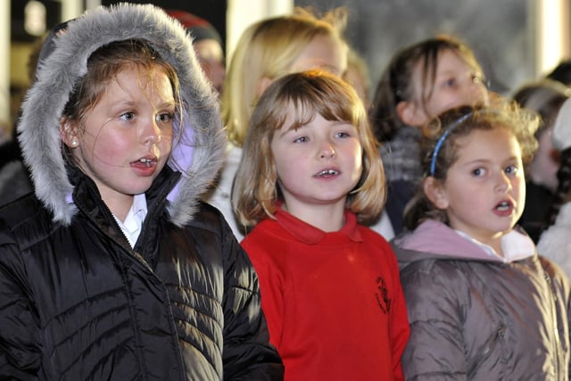 2008  - Children from the Aspull primary school wow the crowds with their singing
Wigan Christmas Lights Switch On 2008