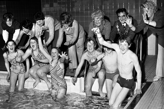 RETRO 1972 A fun start to a sponsored swim at Hindley pool