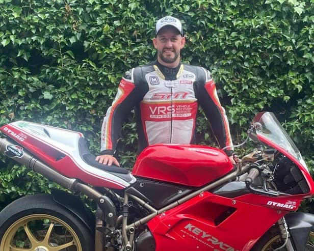 Hodson with the Key Racing Ducati 916 he will now race at August's Manx Grand Prix