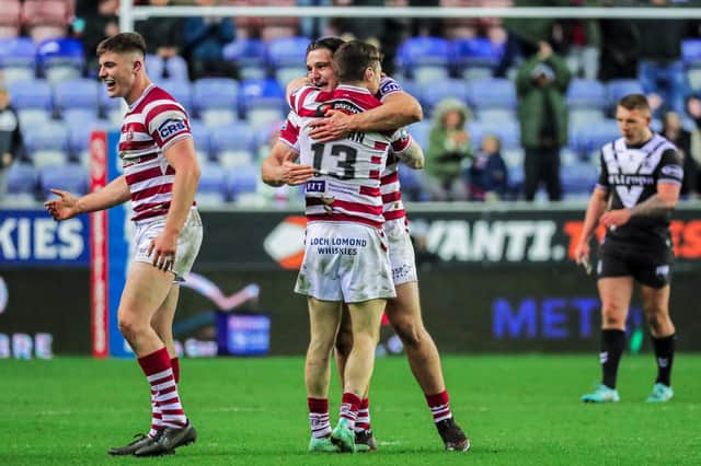 A late drop goal gave Wigan Warriors a narrow victory on Thursday night