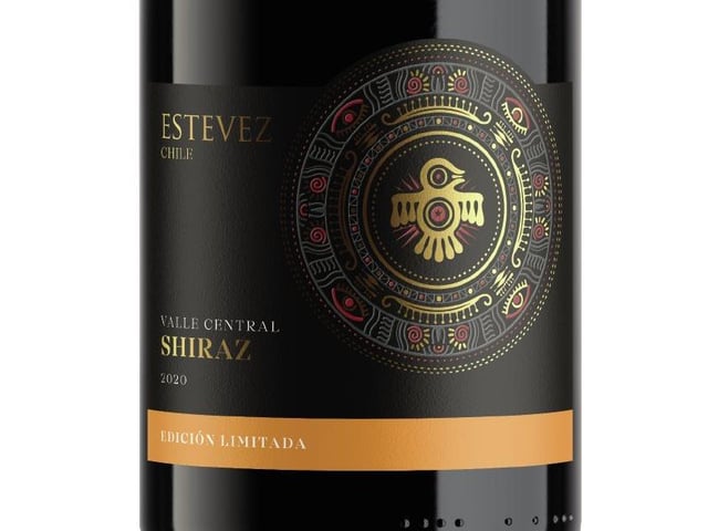 Estevez Chile Valle Central Shiraz drops by 20p in Aldi to £5.79.
It's a deal whatever the price, for this chunky black-fruited South American wine.