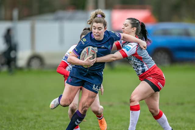 Vicky Molyneux in action for the Warriors (Credit: Bryan Fowler)