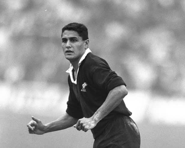 Frano Botica in action for New Zealand (Credit: Russell Cheyne/Allsport)