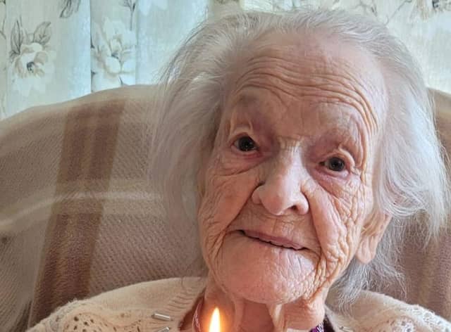 Elsie celebrated her 102nd birthday and received a greetings card from the King