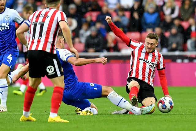 Elliot Embleton left Charlie Wyke in a heap after this challenge