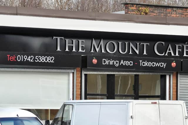 The Mount Cafe earned five stars