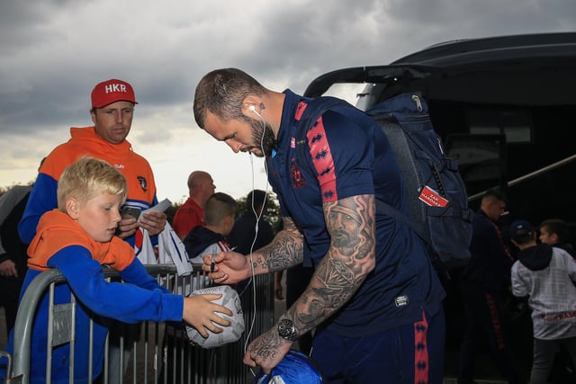 9th June 2019 , KCOM Craven Park, Hull, England;  Betfred Super League, Round 17, Hull KR vs Wigan Warriors ; Zak Hardaker (20) of Wigan Warriors arrives at Craven Park

Credit: Mark Cosgrove/News Images