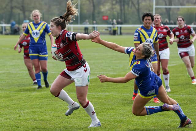 Victoria Molyneux in action for Wigan