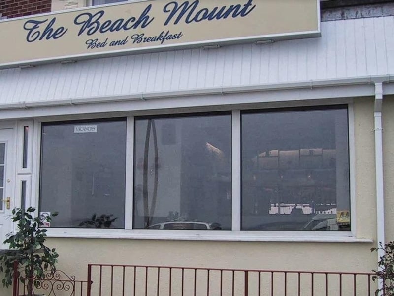 The Beach Mount on Marine Road East has a rating of 4.8 out of 5 from 27 Google reviews.