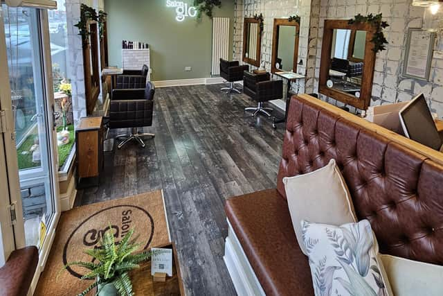 Salon Glo