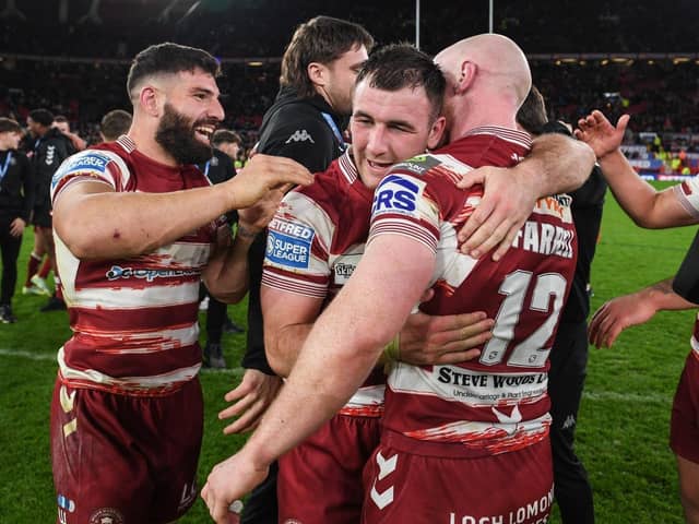 Harry Smith has signed a new long-term contract with Wigan Warriors