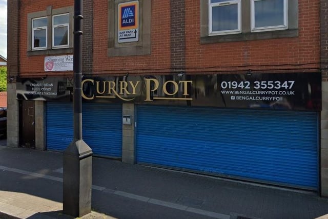 Bengal Curry Pot on Gerard Street, Ashton-in-Makerfield, has a rating of 4.7 out of 5 from 358 Google reviews