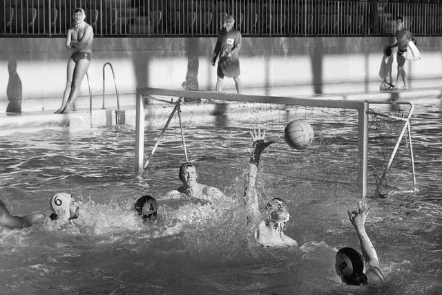 A game from the National Water Polo League between Everton and Malindee Olympic in progress at Wigan International Pool on Sunday 22nd of March 1981.