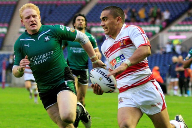 Wigan claimed their first Magic Weekend victory in 2009, as the concept moved to Edinburgh's Murrayfield. 

Thomas Leuluai was amongst the scorers in the win against St Helens.