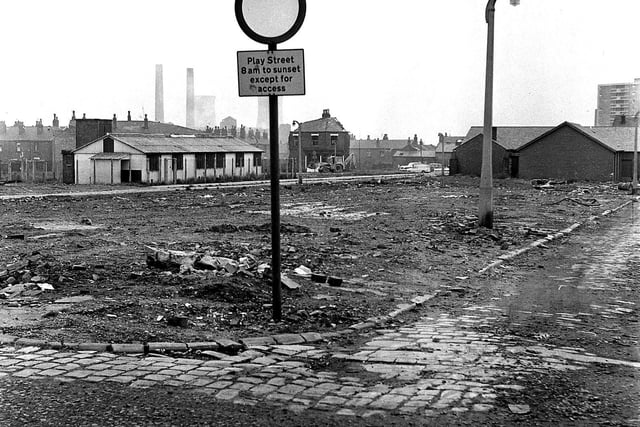 Retro 1972 -  Views of  Scholes in Wigan, during redevelopment